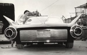 1955 Ford Mystere rear