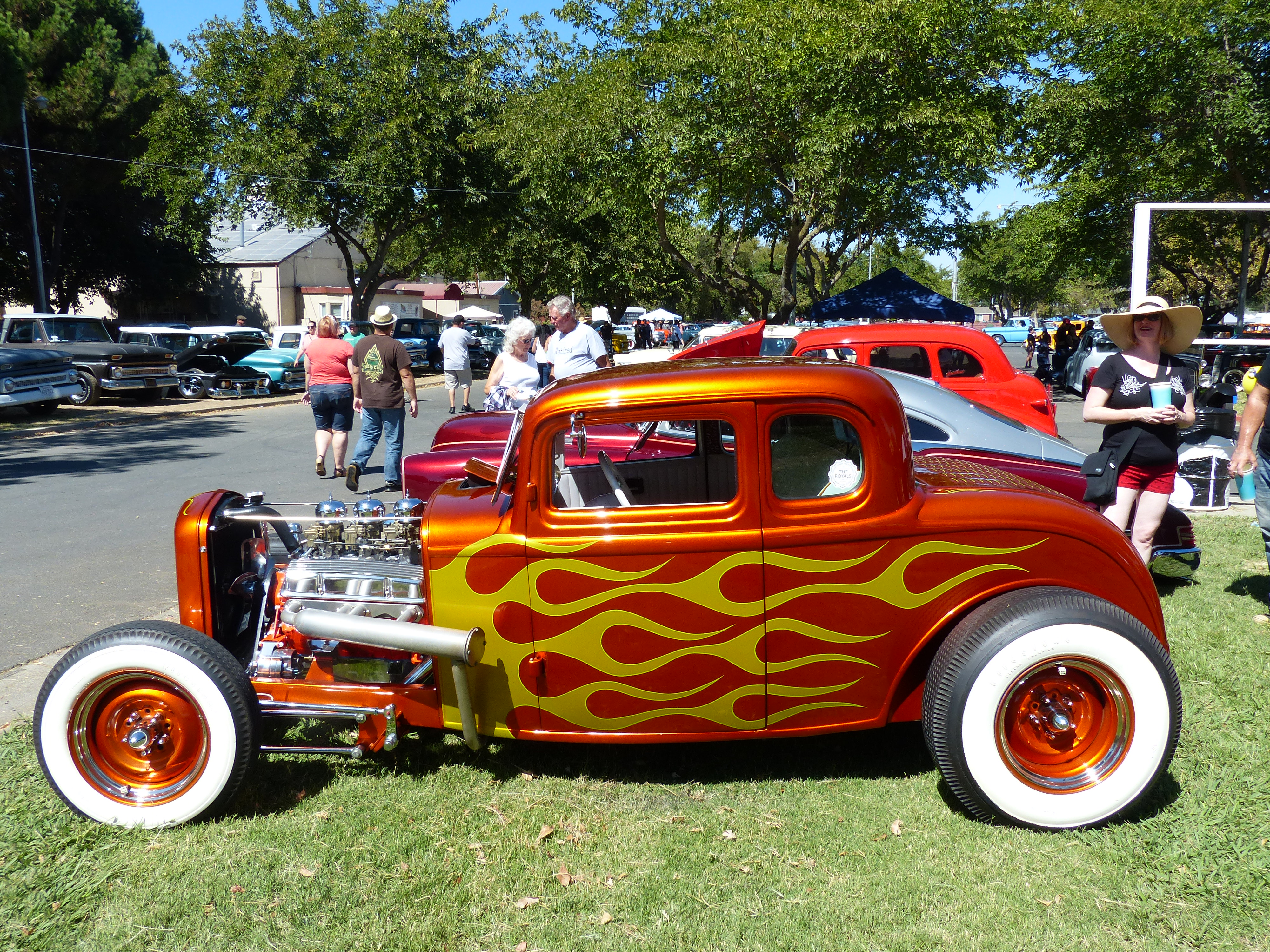 Switchblade 327 side
