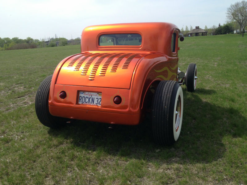 Switchblade 327 rear