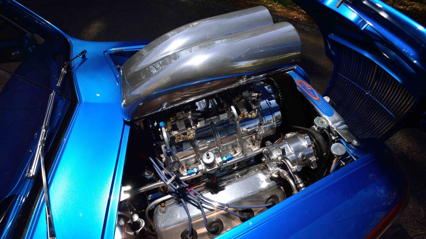De Soto Airflow engine close-up passenger side