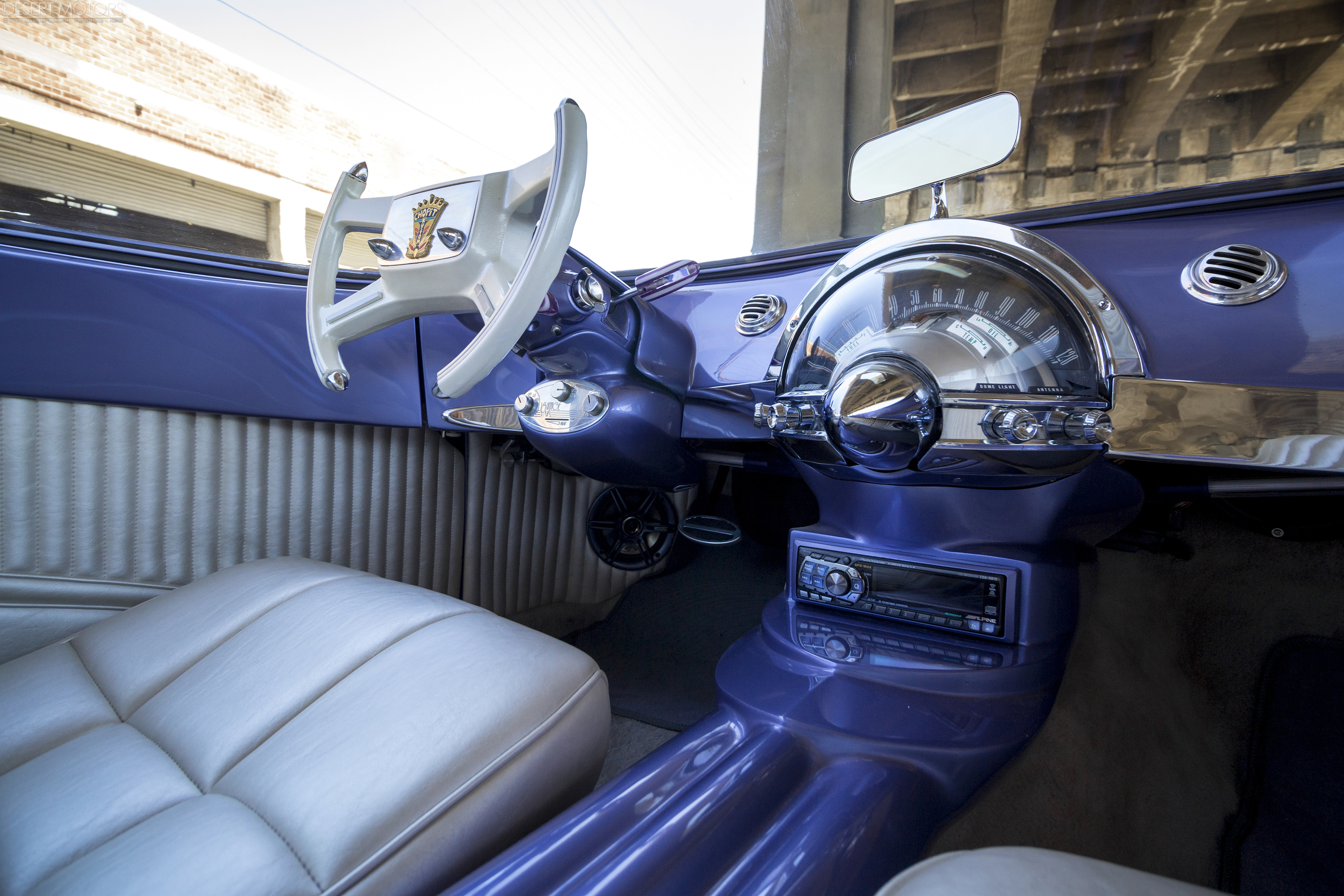 Beatnik Bubbletop showing the lower part of his interior