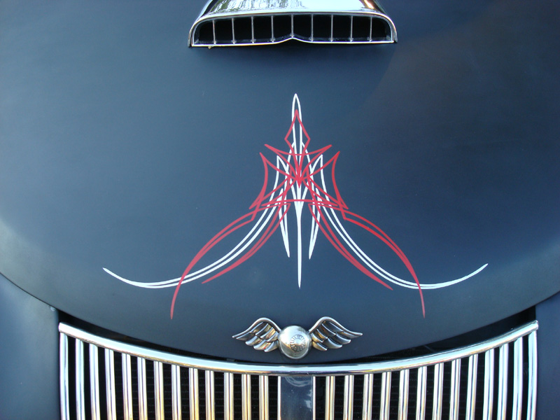 Border Patrol hood pinstripe close-up 04