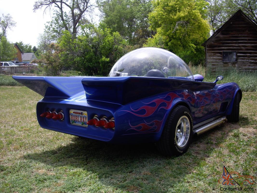 Bubble Ray with covered engine and muscle rims, rear quarter
