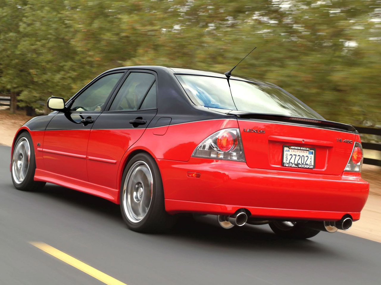 Lexus IS 430 in motion, rear quarter
