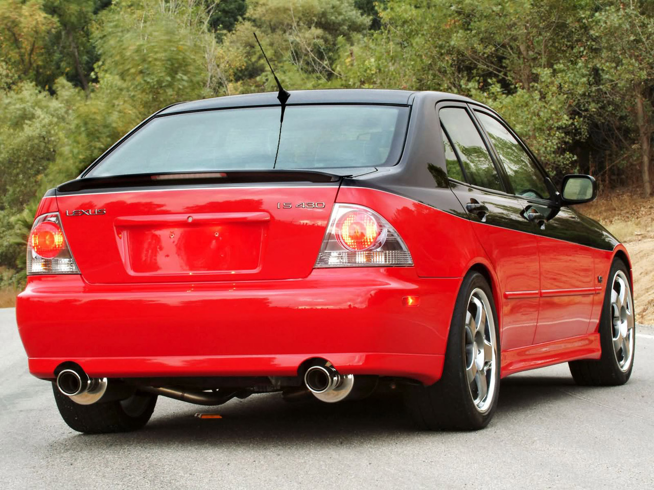 Lexus IS 430 rear