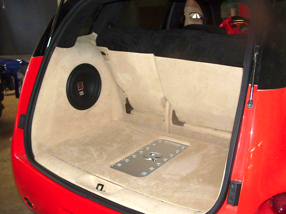 California Kroozer interior trunk