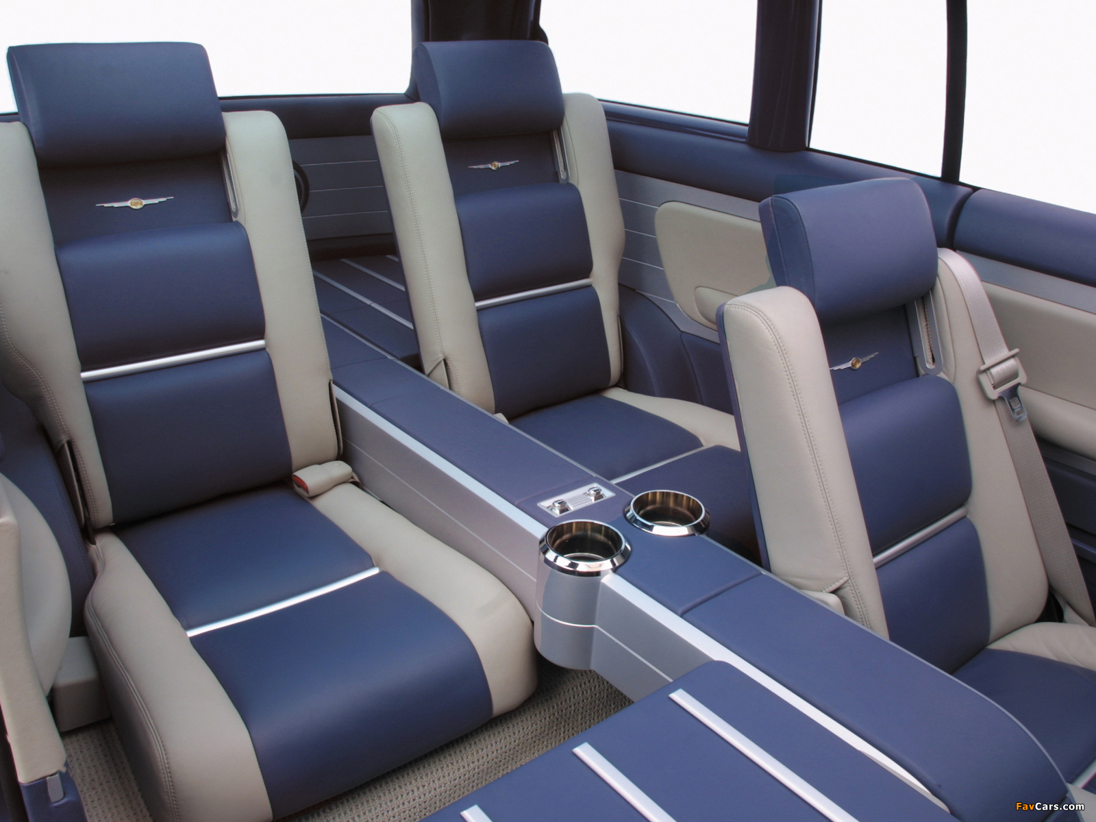 California Cruiser interior rear seats