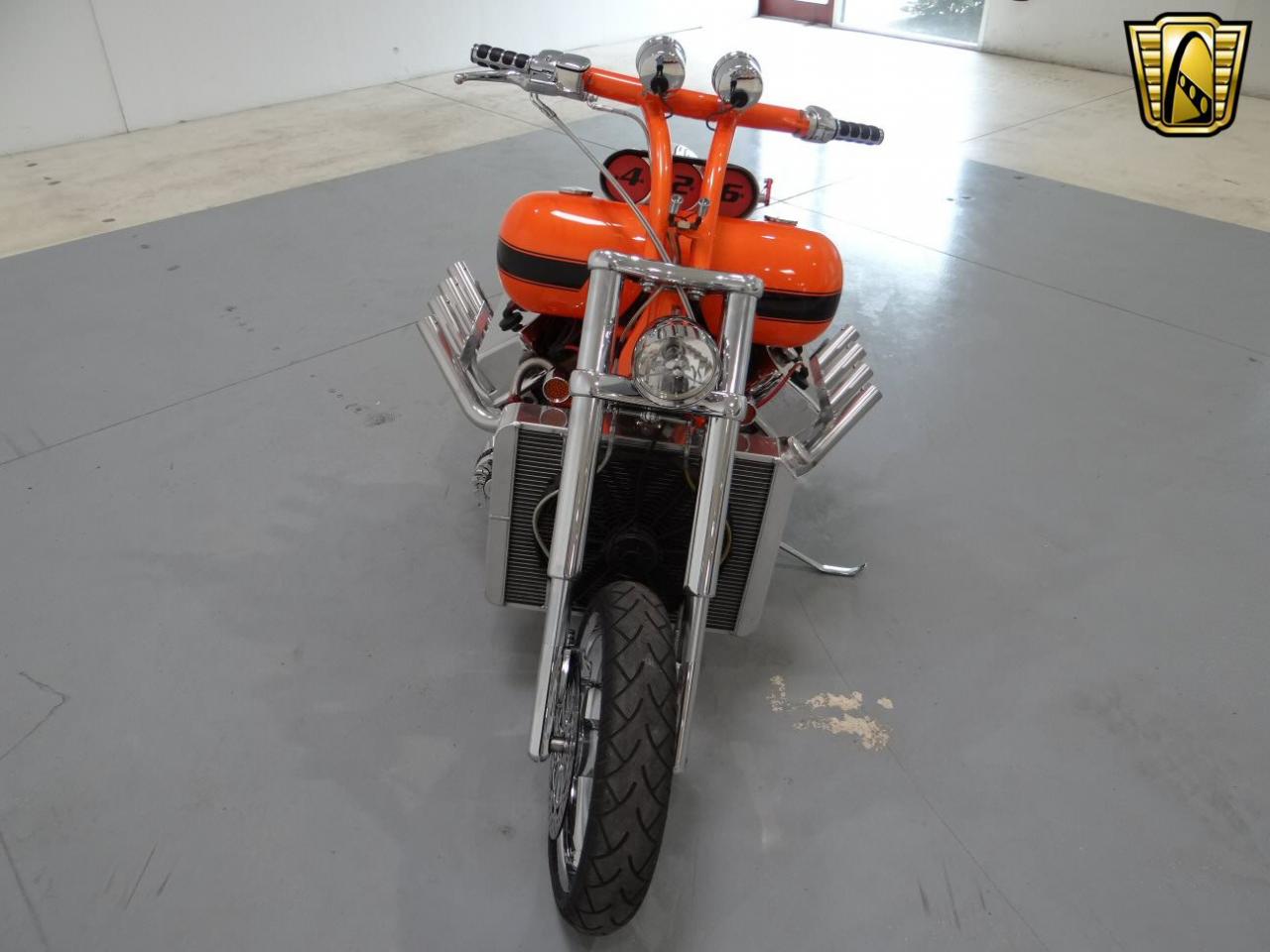 Custom Hemi 426 Chopper front photo 04
