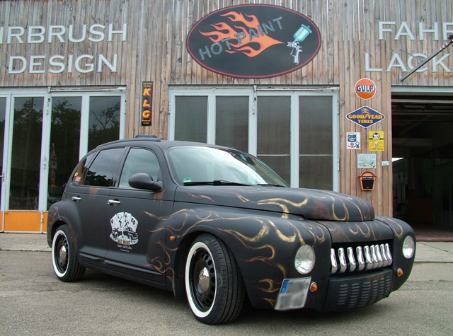 PT Cruiser custom retro restyling front quarter 2