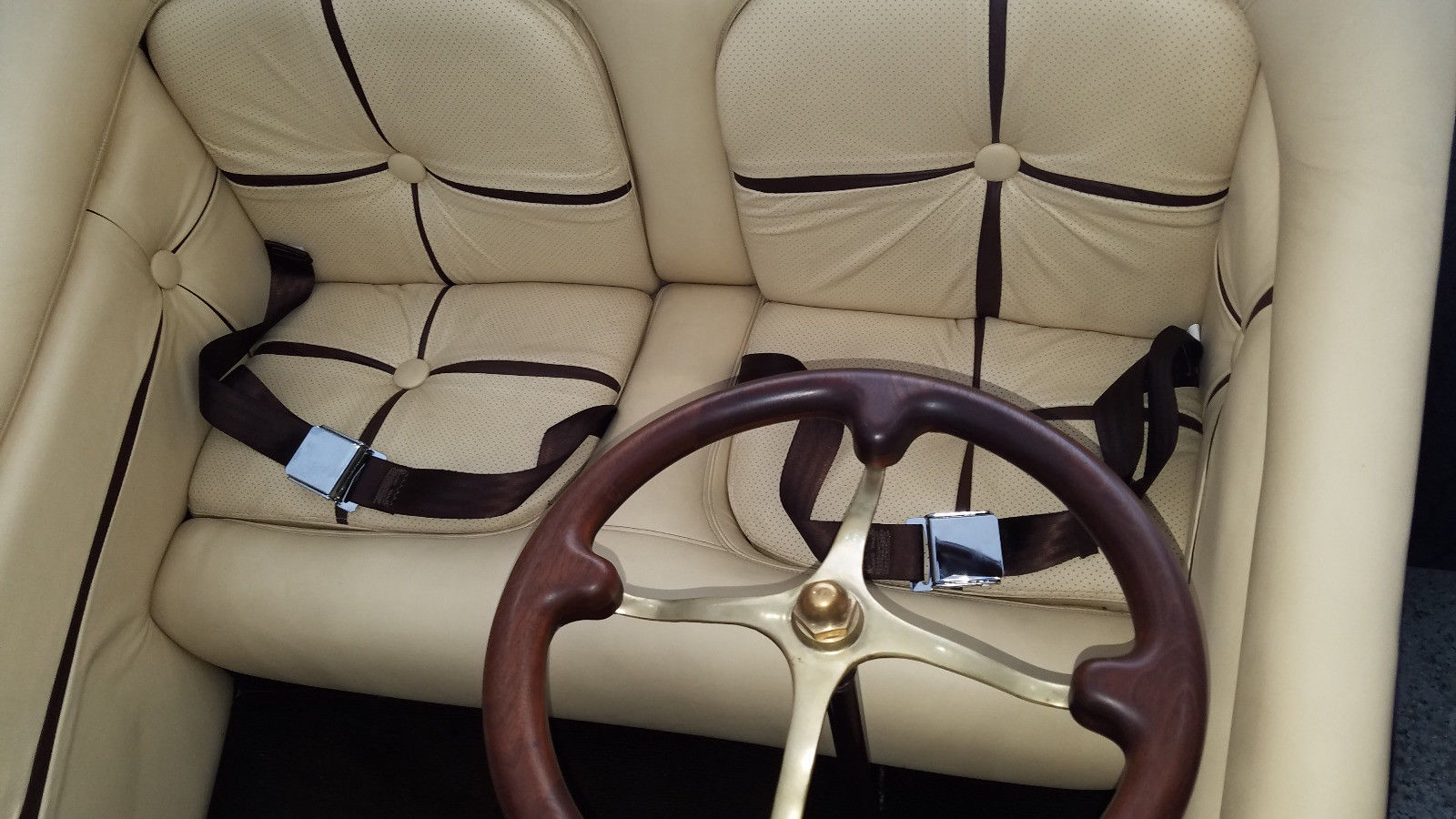 T-bucket with Jaguar V12 & Edelbrock carbs 05