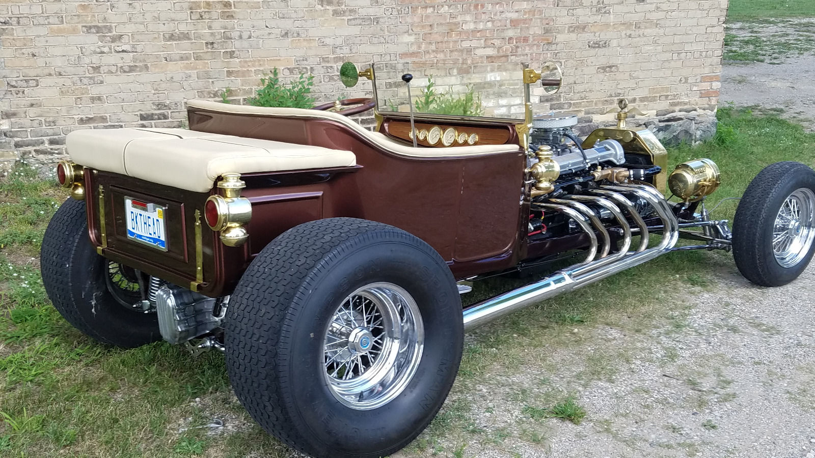 T-bucket with Jaguar V12 & Edelbrock carbs 10