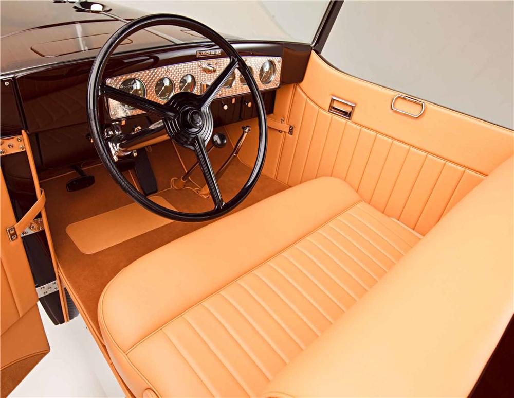 Marmon V16 hot-rod Barret-Jackson photo 03