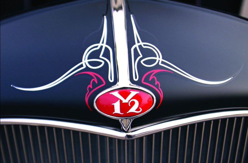One more photo of one of those V12 rods...