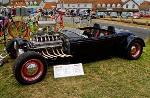 Jagster photo cut down to be the thumb for Jaguar V12 powered rods page