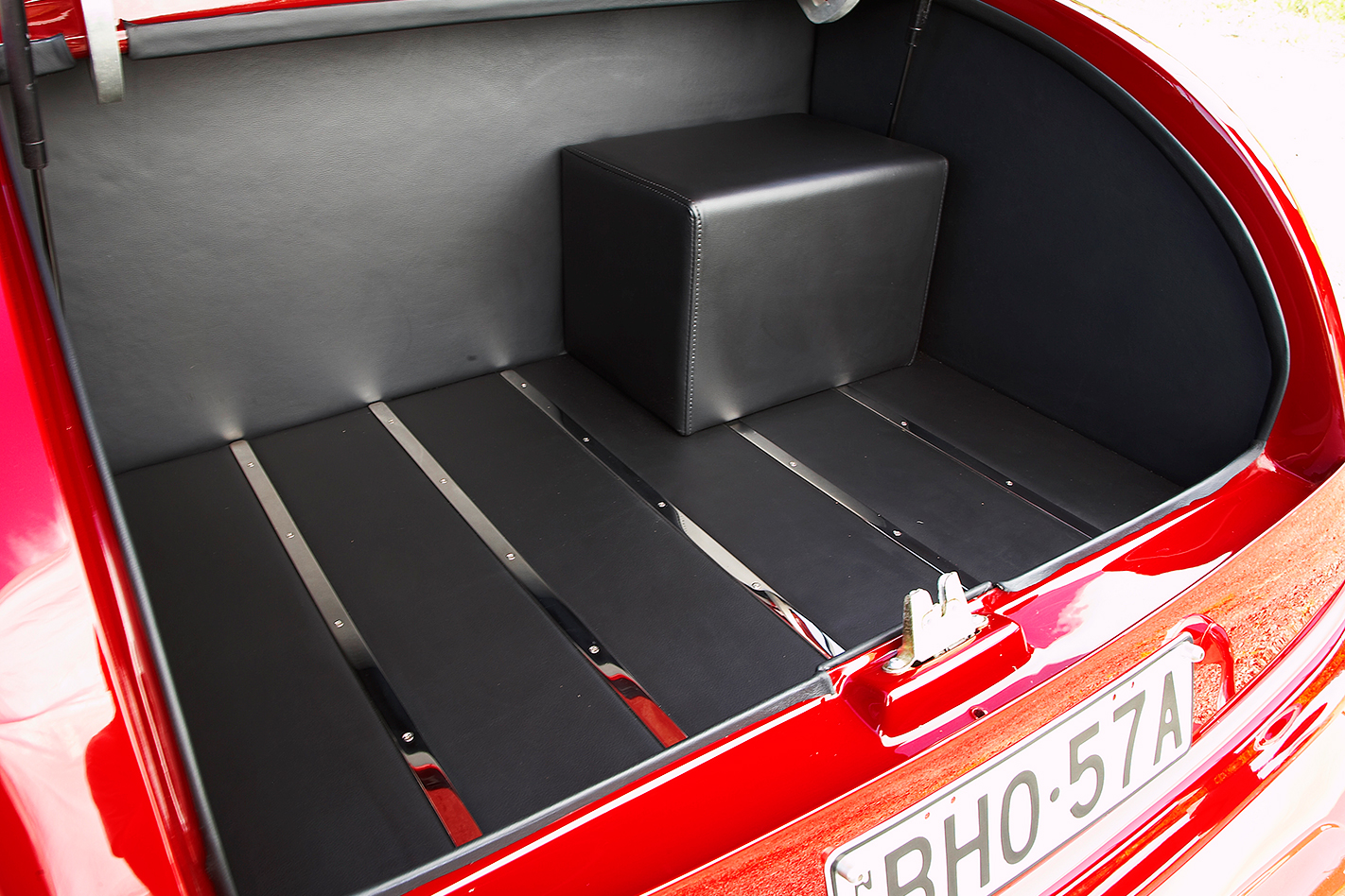 Elvis the GMC V12 hot-rod trunk