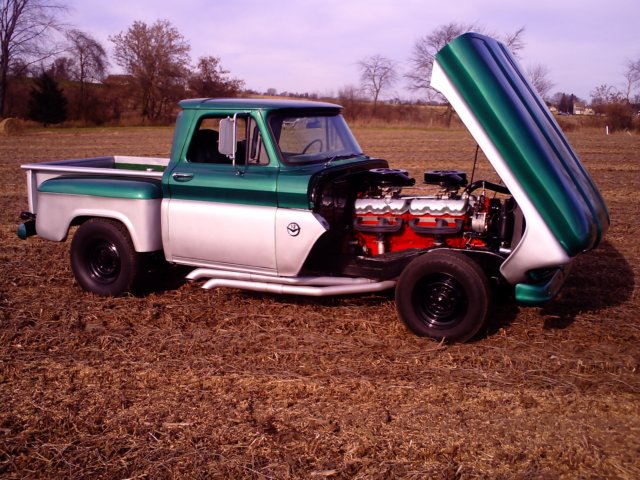 Early Rap'em Pappy with the dual side pipes, hood open.