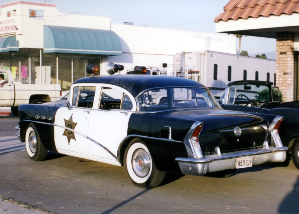 Buick Special 1956, sheriff car, Roadracers