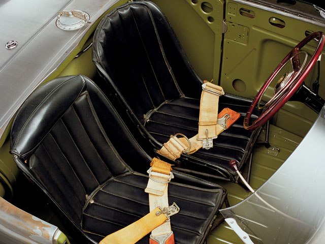 Official P-32 photo set, slide 4