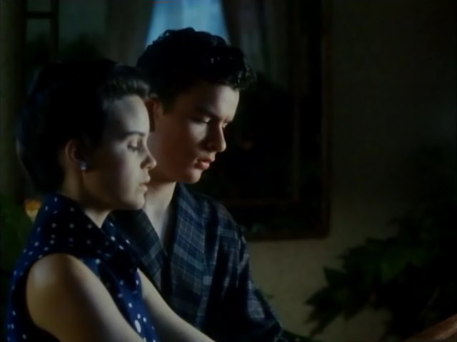 Balthazar Getty, Carla Gugino, film Red Heat, Red Hot, 1993