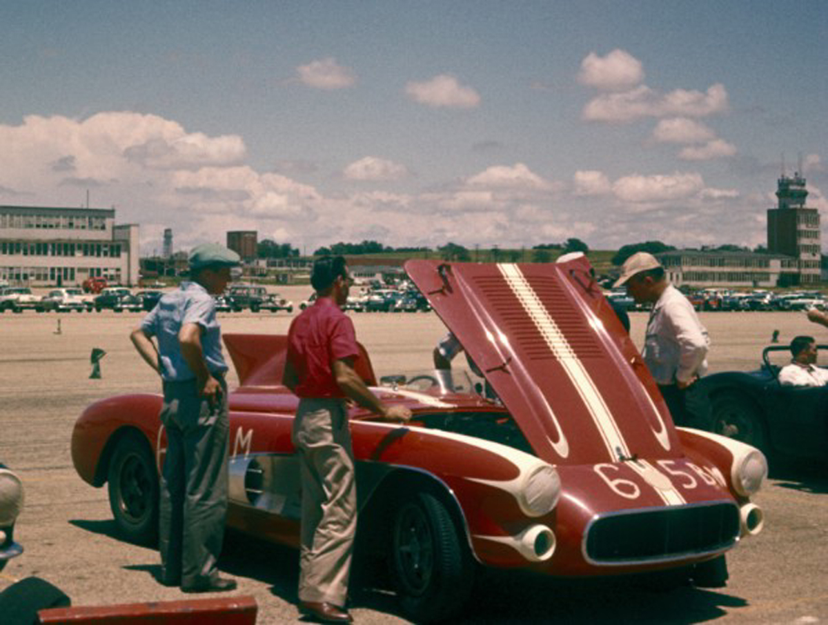 Corvette SR-2 with a high fin.