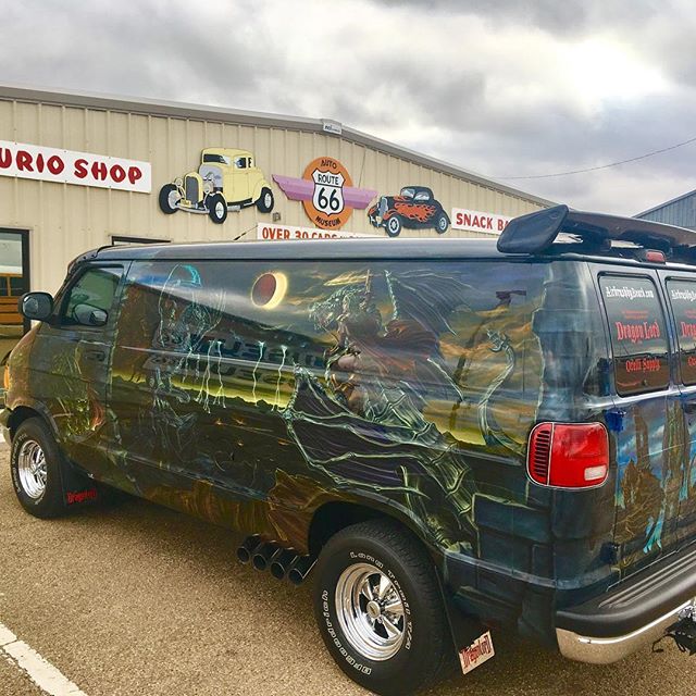 2000 Dodge Ram Van B1500 "The Dragon Lord", Route 66 photo, 03.
