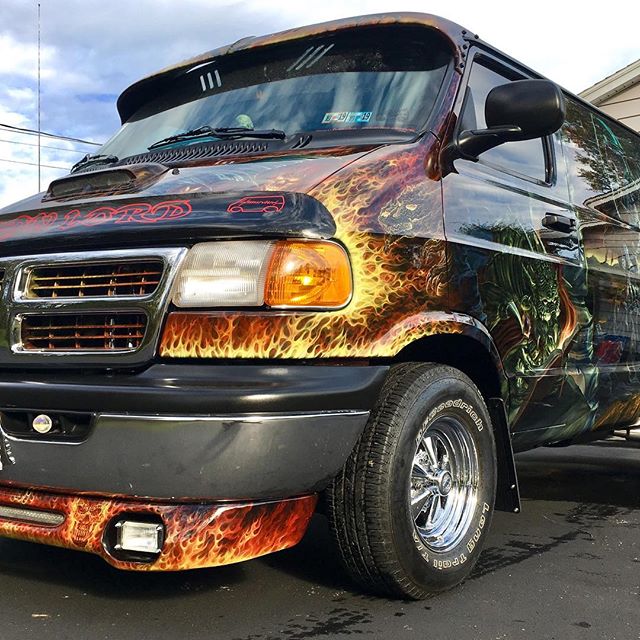 2000 Dodge Ram Van B1500 "The Dragon Lord", body photo, 03.