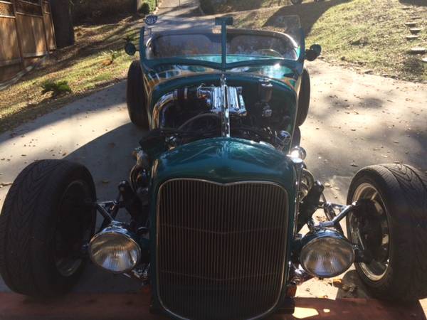 A Ford hot rod with a V6 engine from Alfa Romeo, photo 9.