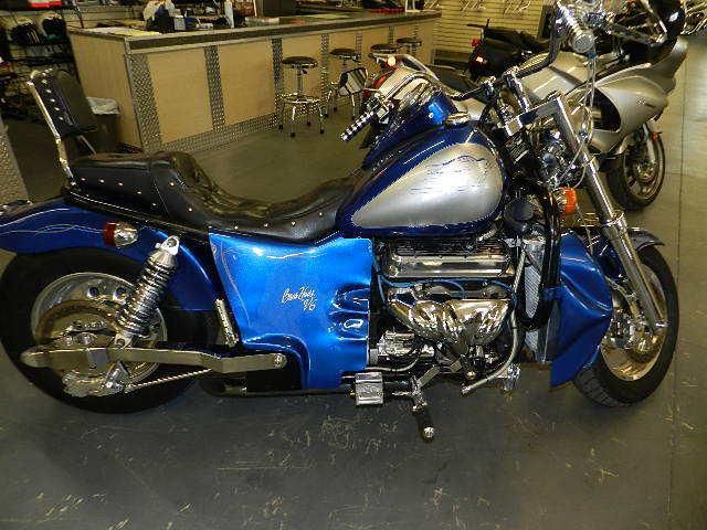 The first Boss Hoss motorcycle with a V6 engine, photo 1.