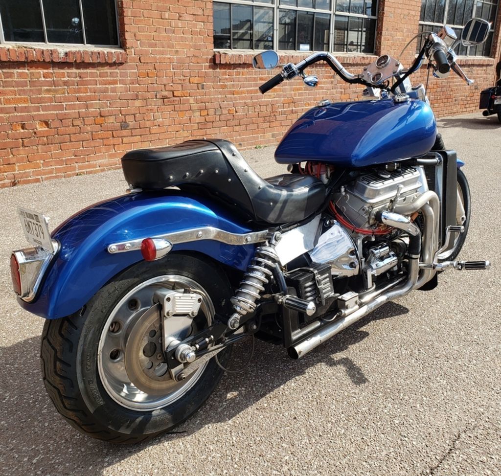 Kannon motorcycle with V6 engine, photo 11.