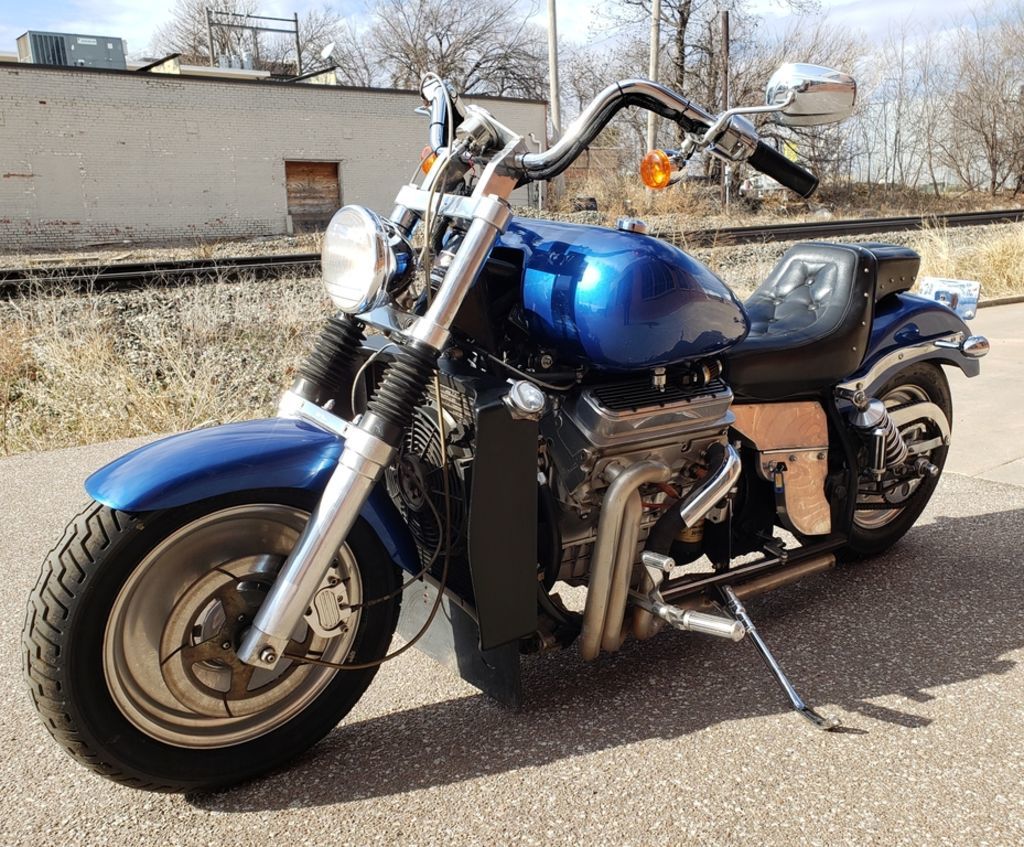 Kannon motorcycle with V6 engine, photo 12.