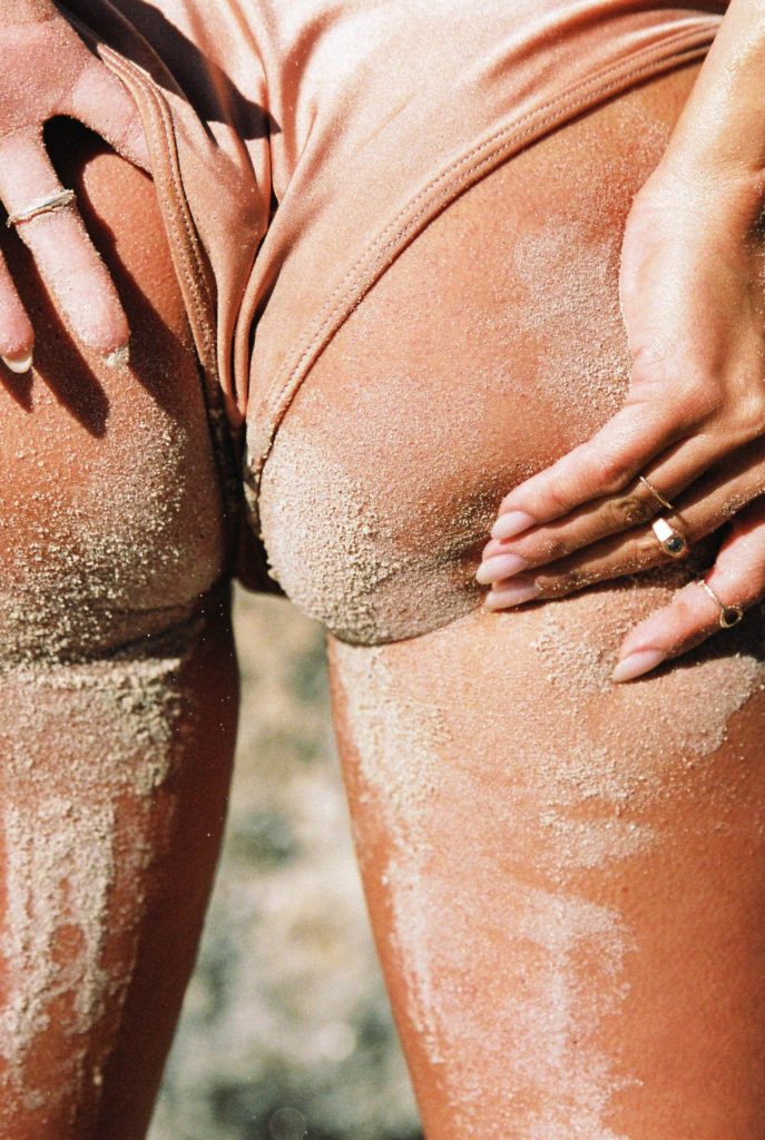 Jessica Lee Buchanan, ribs & dust