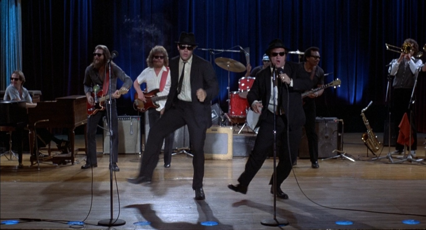 Dan Ackroyd, John Belushi, The Blues Brothers on stage
