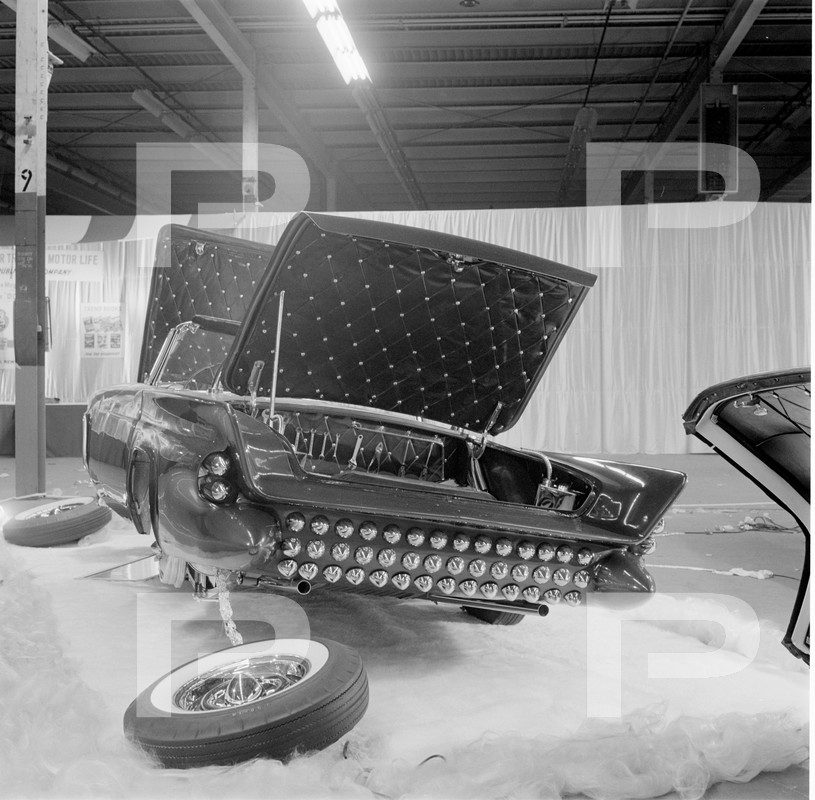 Darryl Starbird's custom Ford Thunderbird, Le Perle, HQ photo number 1 with some bad person's watermarks.