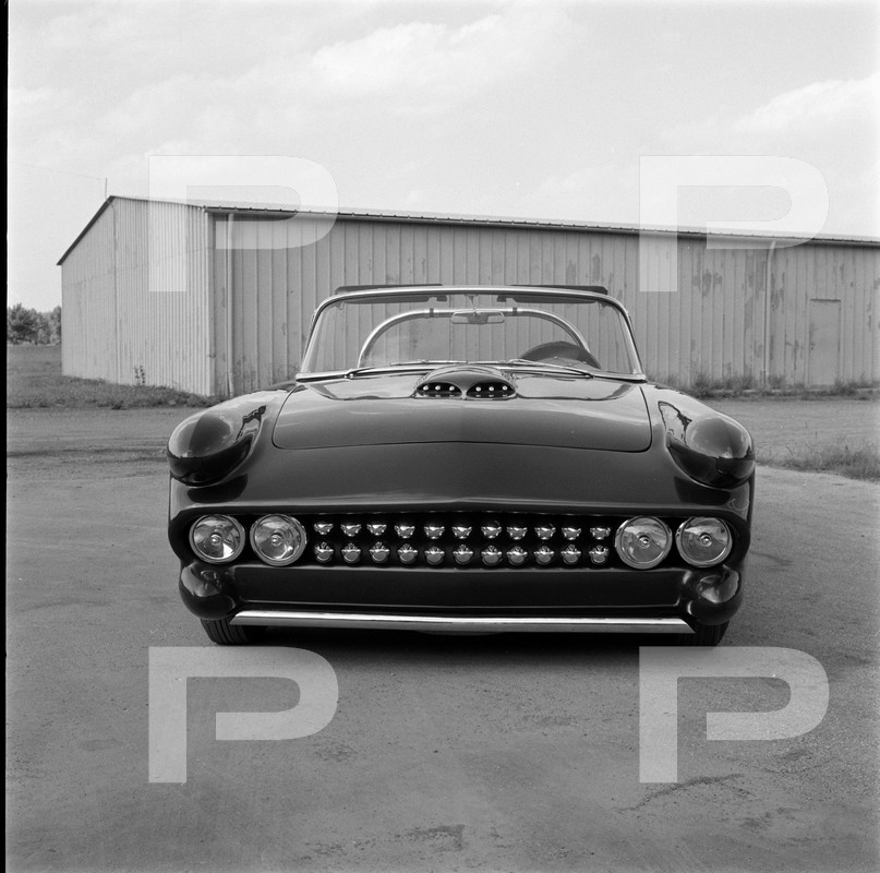 Darryl Starbird's custom Ford Thunderbird, Le Perle, HQ photo number 10 with some bad person's watermarks.