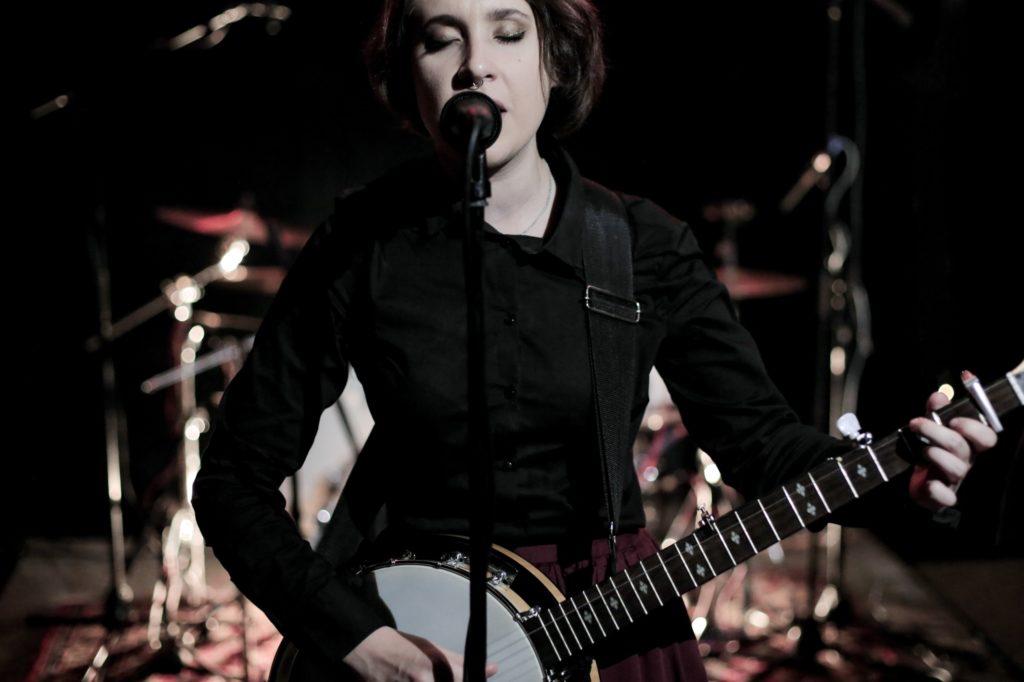 Alina Vivita, Alina Vivita