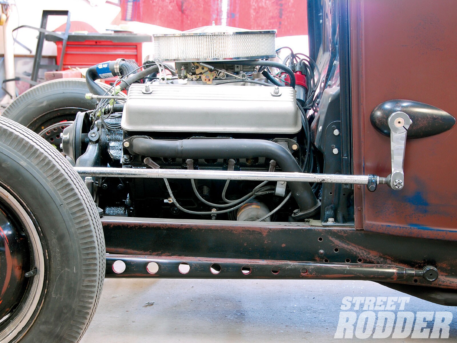 Cowl Steering, the device is outside.