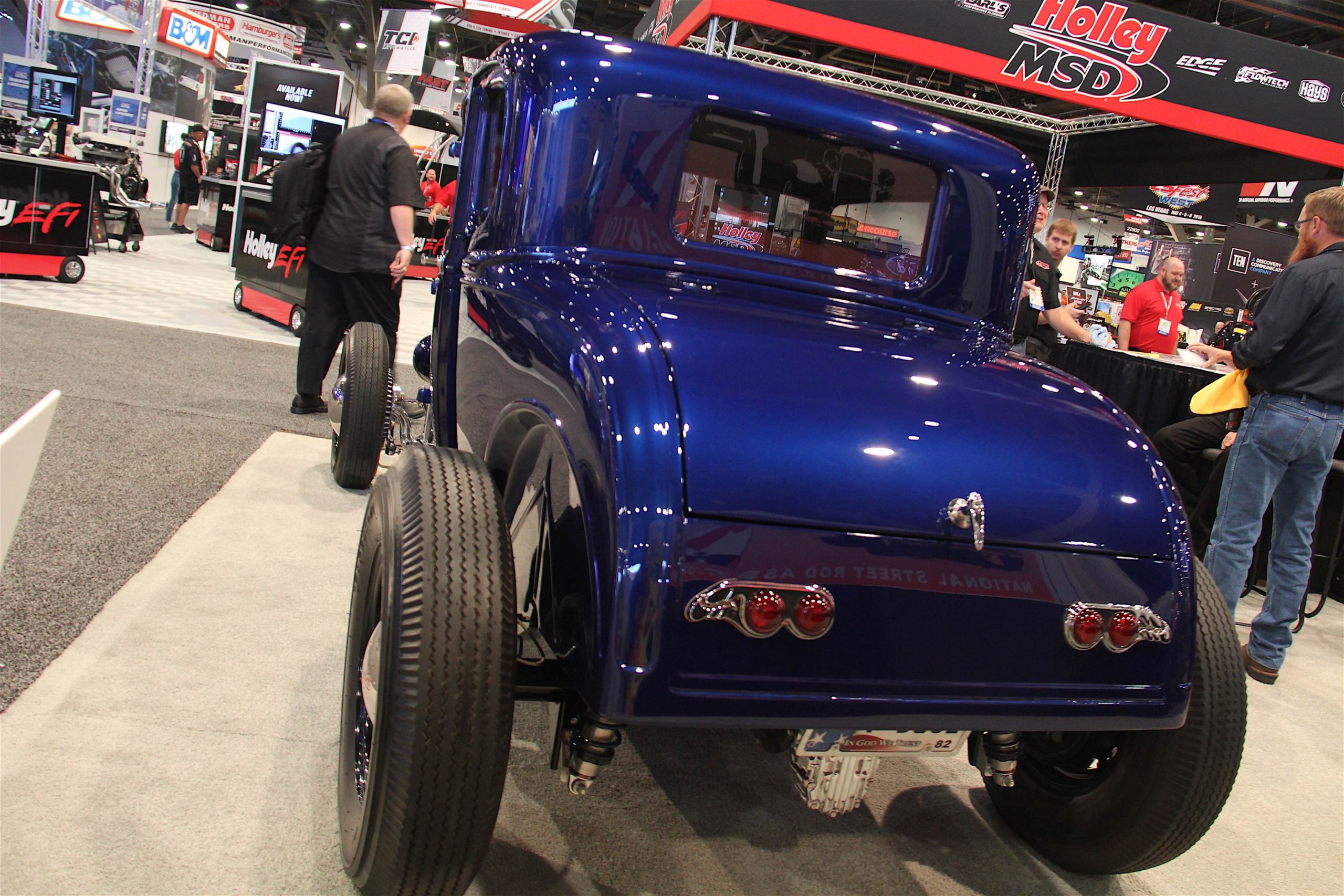 V-Doce, rear view.
