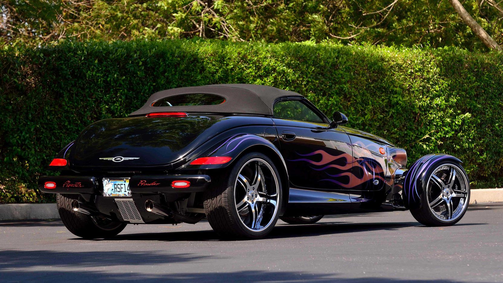 Custom Prowler by Titan Motorsports, photo 05.