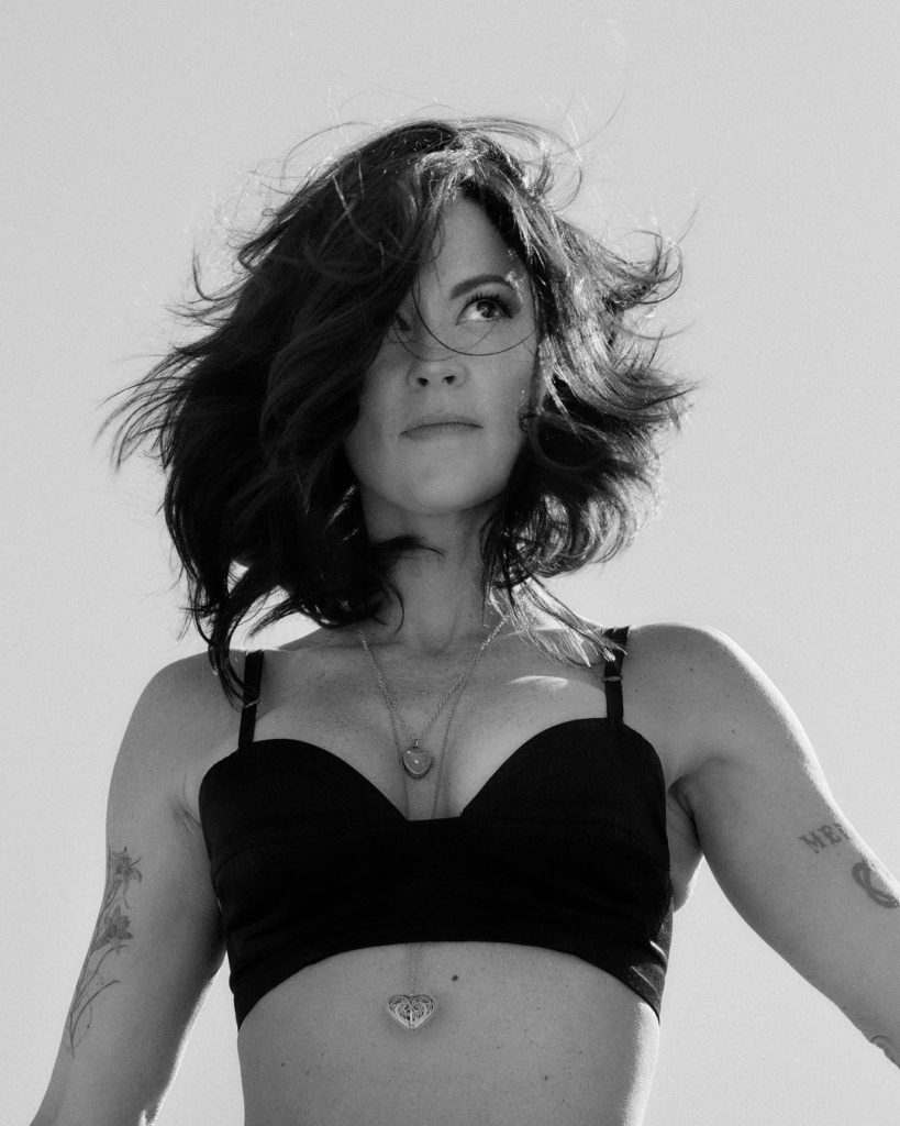 Amanda Shires, cover photo For Christmas
