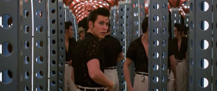 Elvis in the mirrors, Elvis 2022, still from the movie