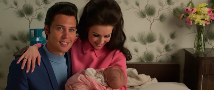 Family portrait of Elvis Presley, Priscilla and Lisa Maria
