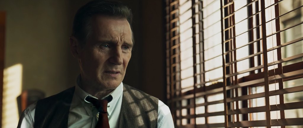 Liam Neeson in Noir Marlowe