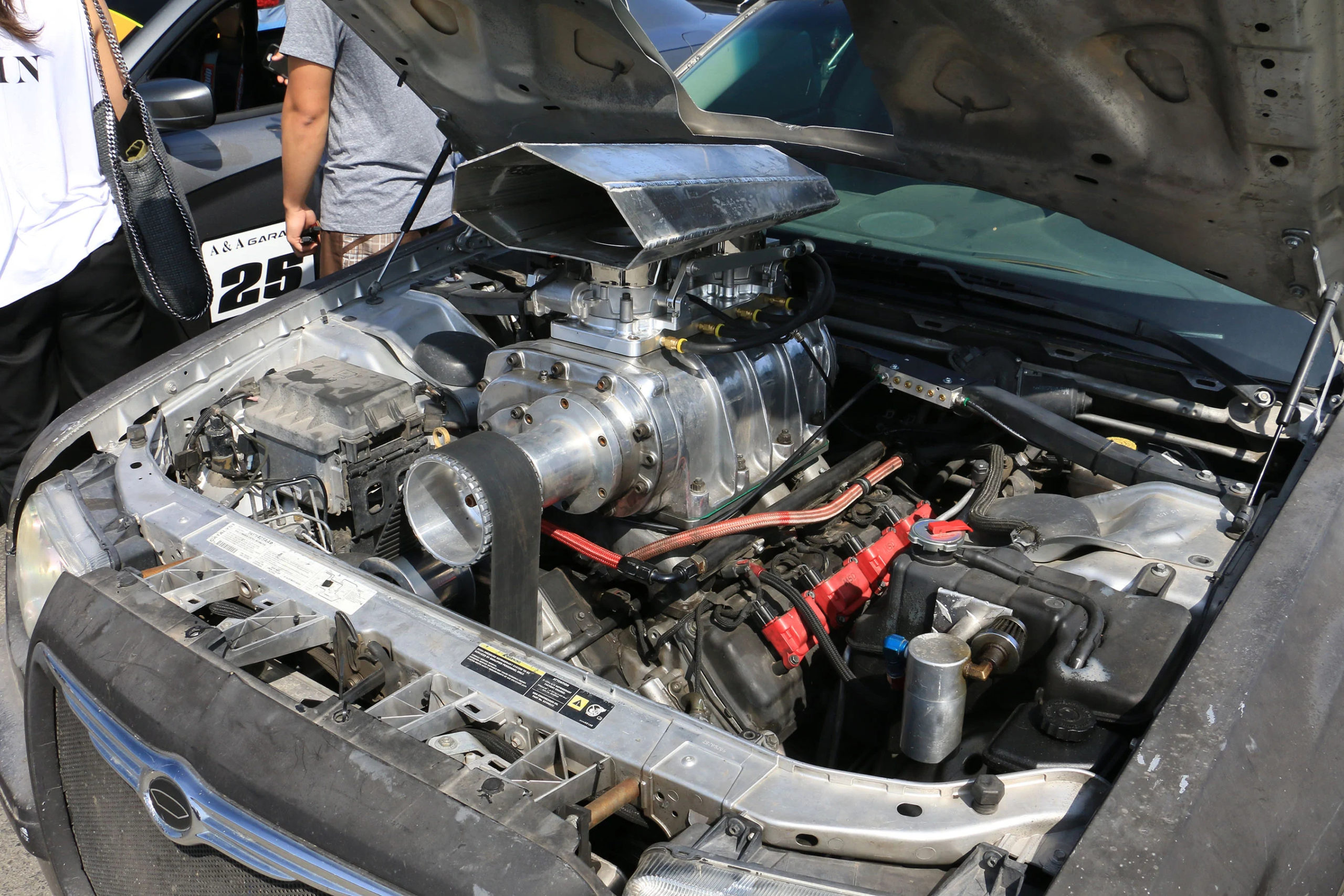 Chrysler 300C supercharged engine.