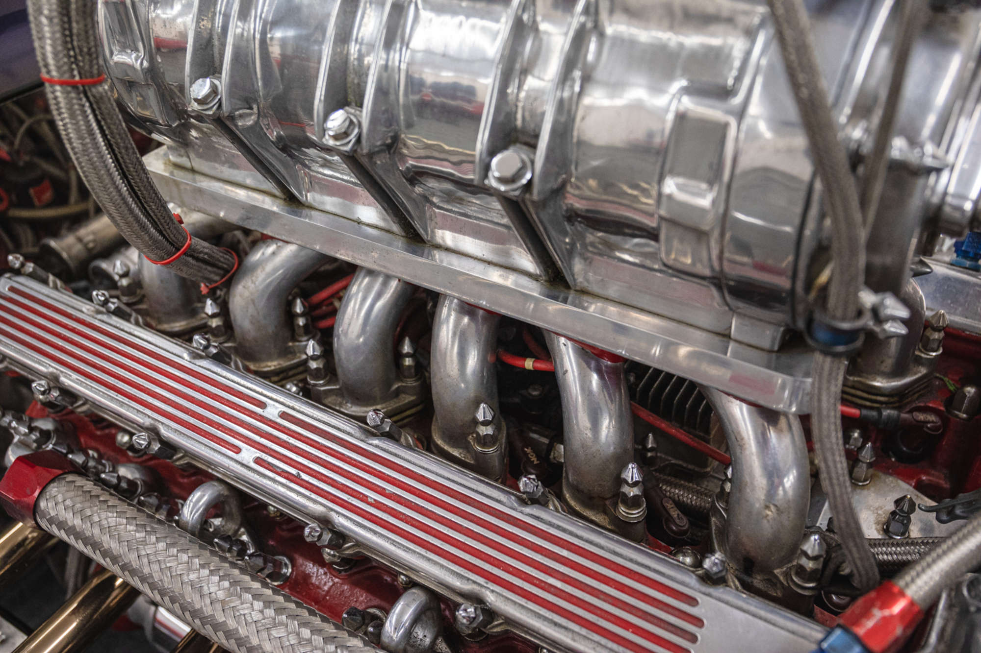 Sticky Rubber, a hot rod with a Jaguar V12 engine and supercharging, photo 26.