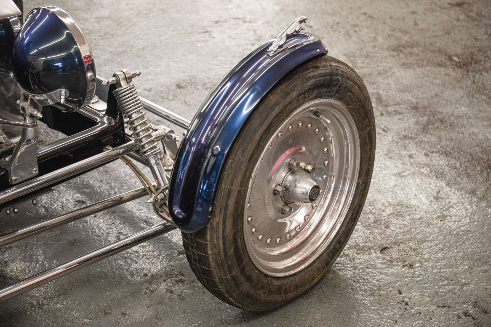 Sticky Rubber, a hot rod with a Jaguar V12 engine and supercharging, photo 28.