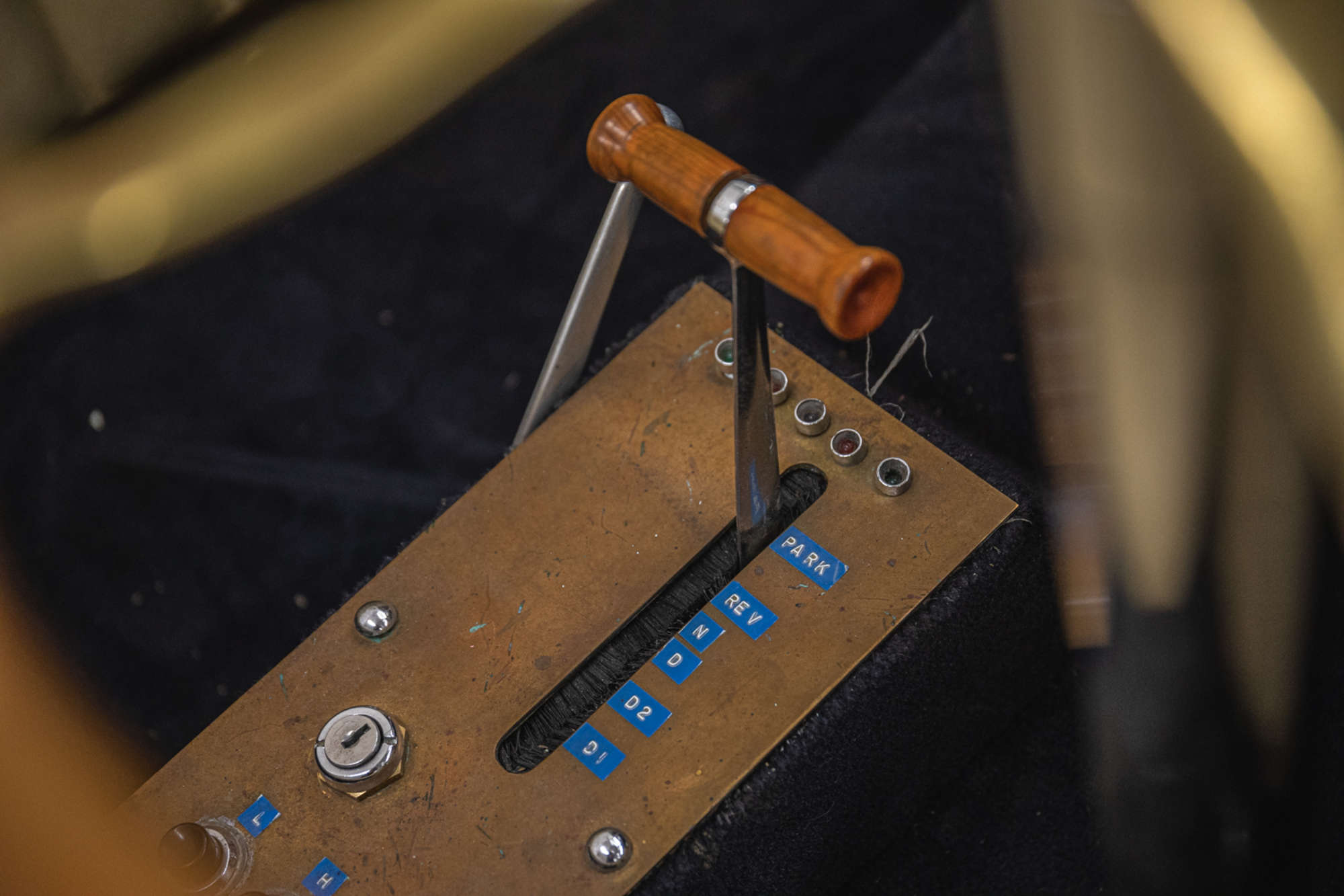 Sticky Rubber, a hot rod with a Jaguar V12 engine and supercharging, photo 32.