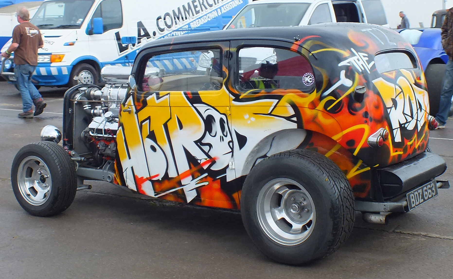 Diesel 1936 Singer Bantam with graffiti, photo 09.