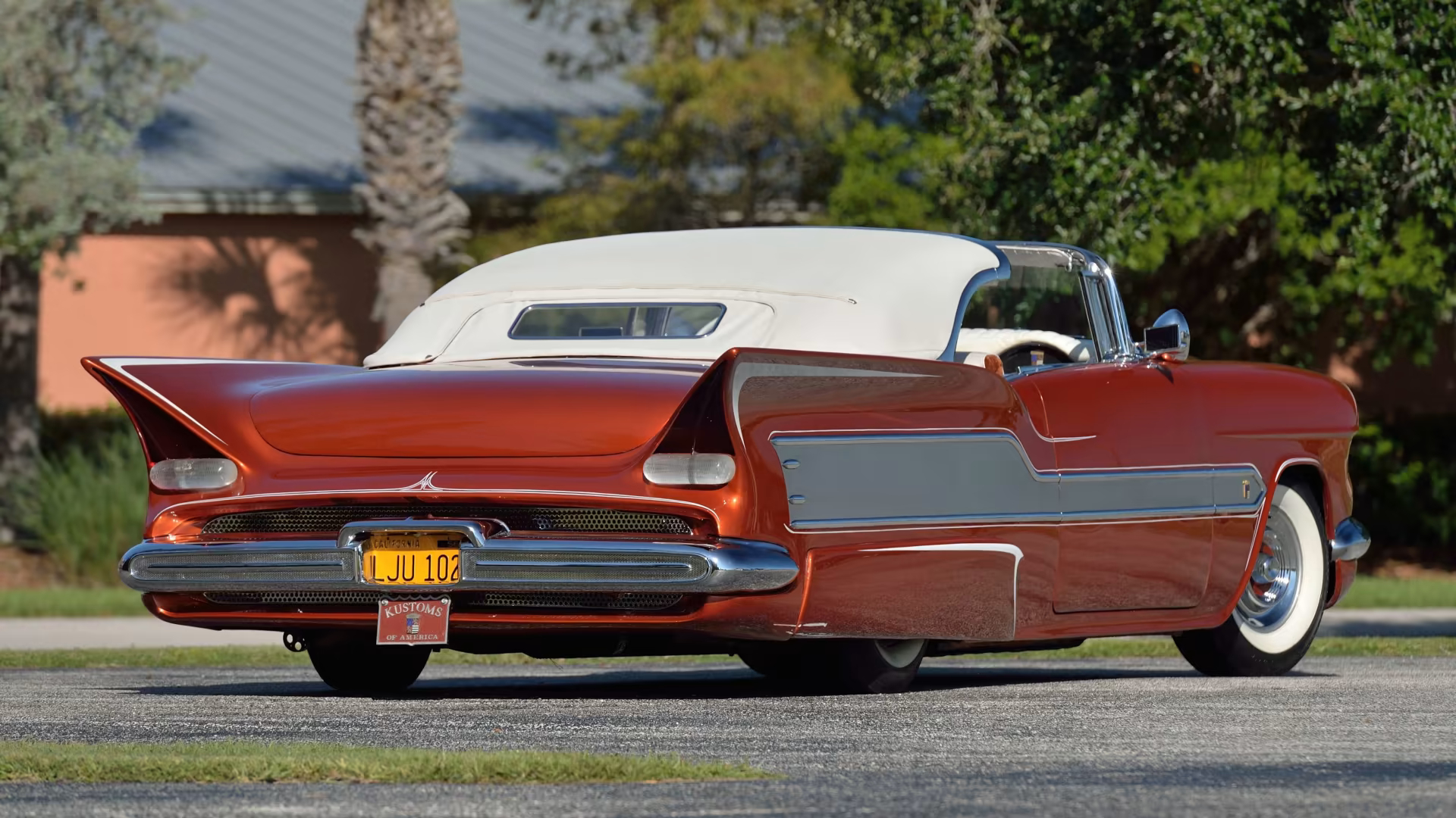 1955 Chevrolet Bel Air Convertible - Aztec by George Barris, photo 03.