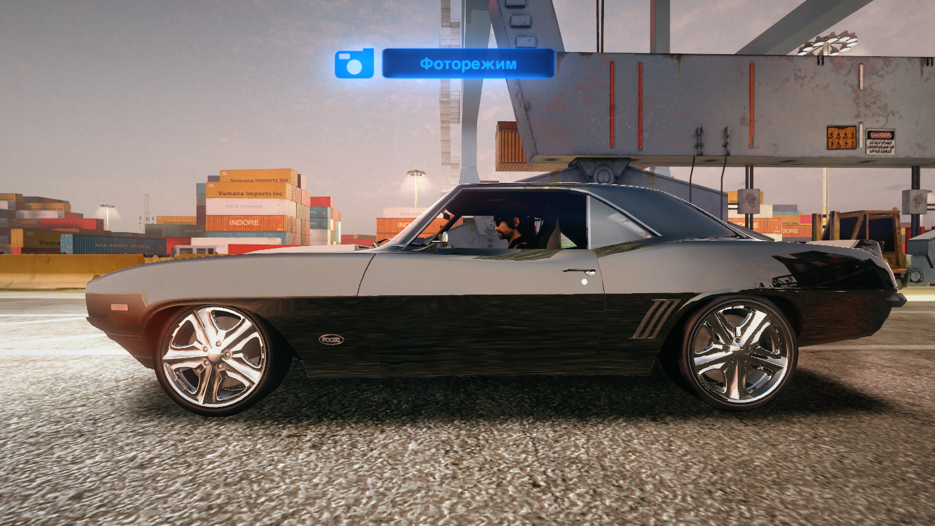 Foose Camaro in the BLUR video game, screenshot 2.