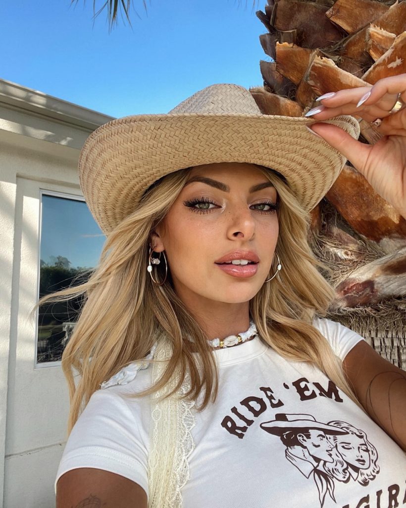Jessica Michel, model